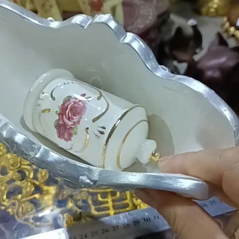 壶瑕。。。。。。。。。。。。。。。