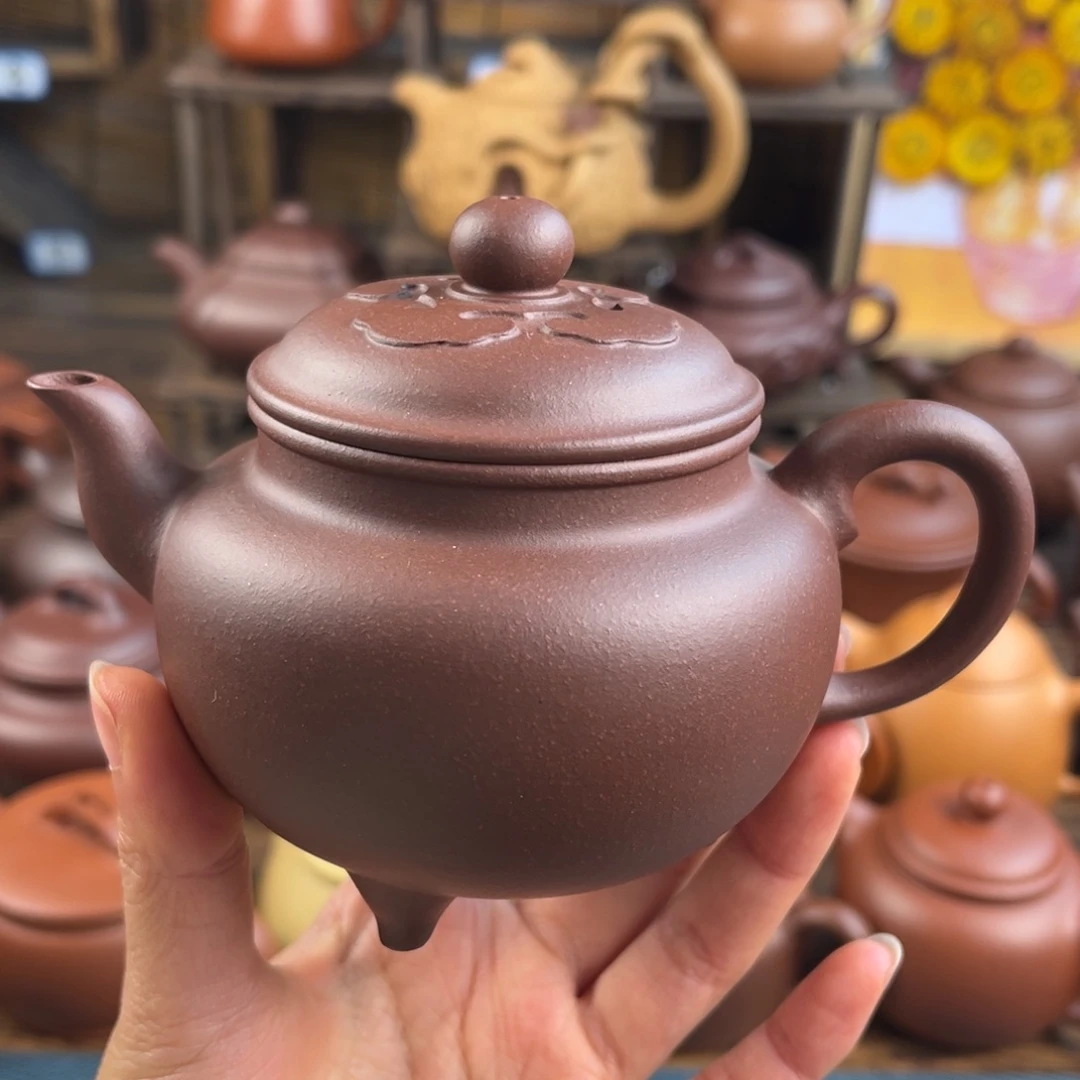 紫砂茶壶手工制作工艺精湛