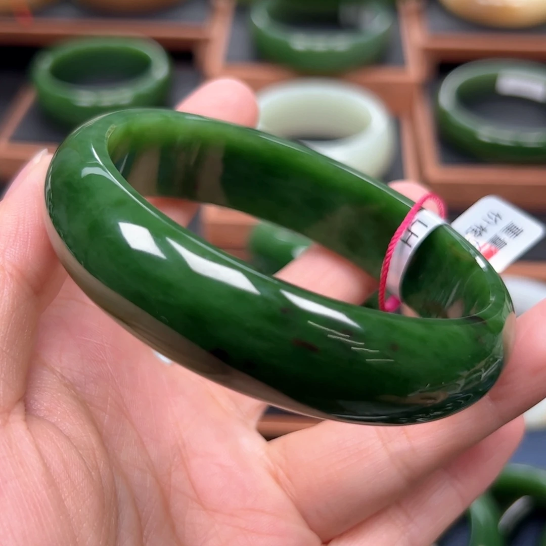未镶嵌手镯和田玉（碧玉）6667