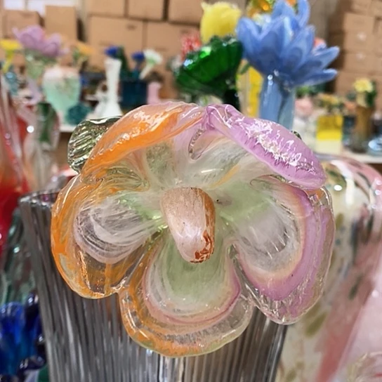 琉璃花瓶高40厘米口径6厘米