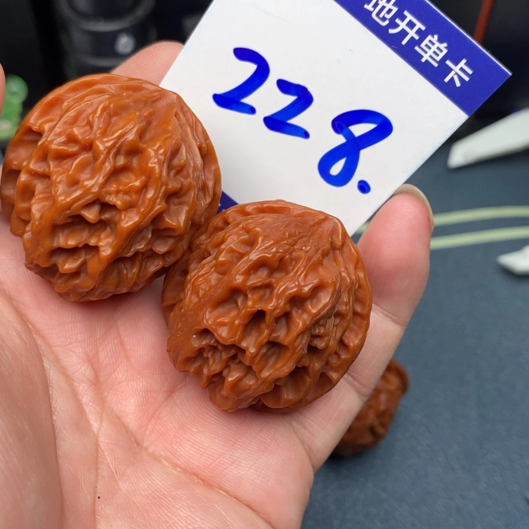把件文玩核桃苹果园狮子头36