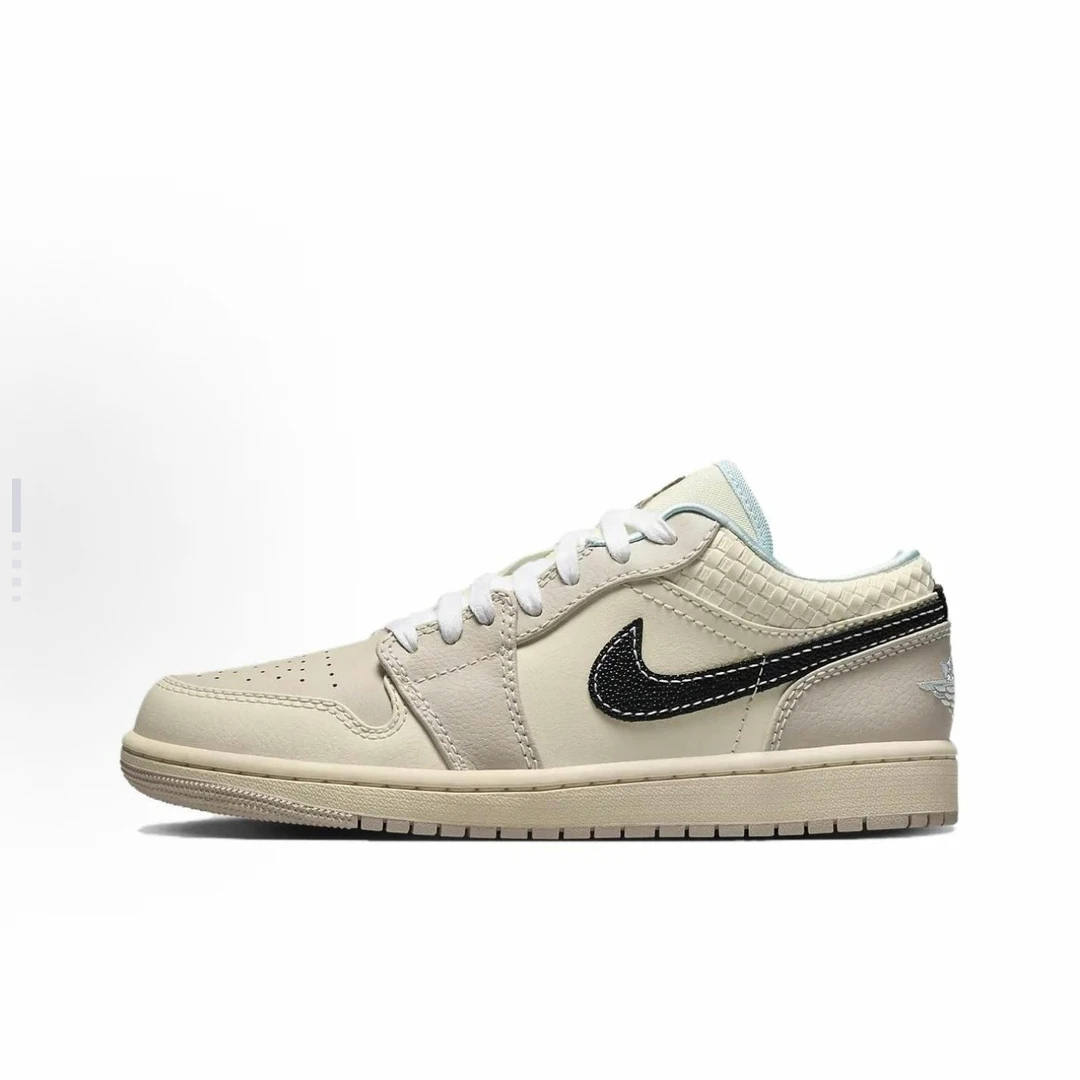 NIKE/耐克AJ1 Low 低帮复古篮球鞋 女款 米棕色 HQ3440101