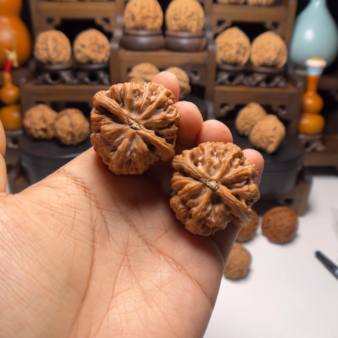 ****渺把件文玩核桃41全品大粗筋