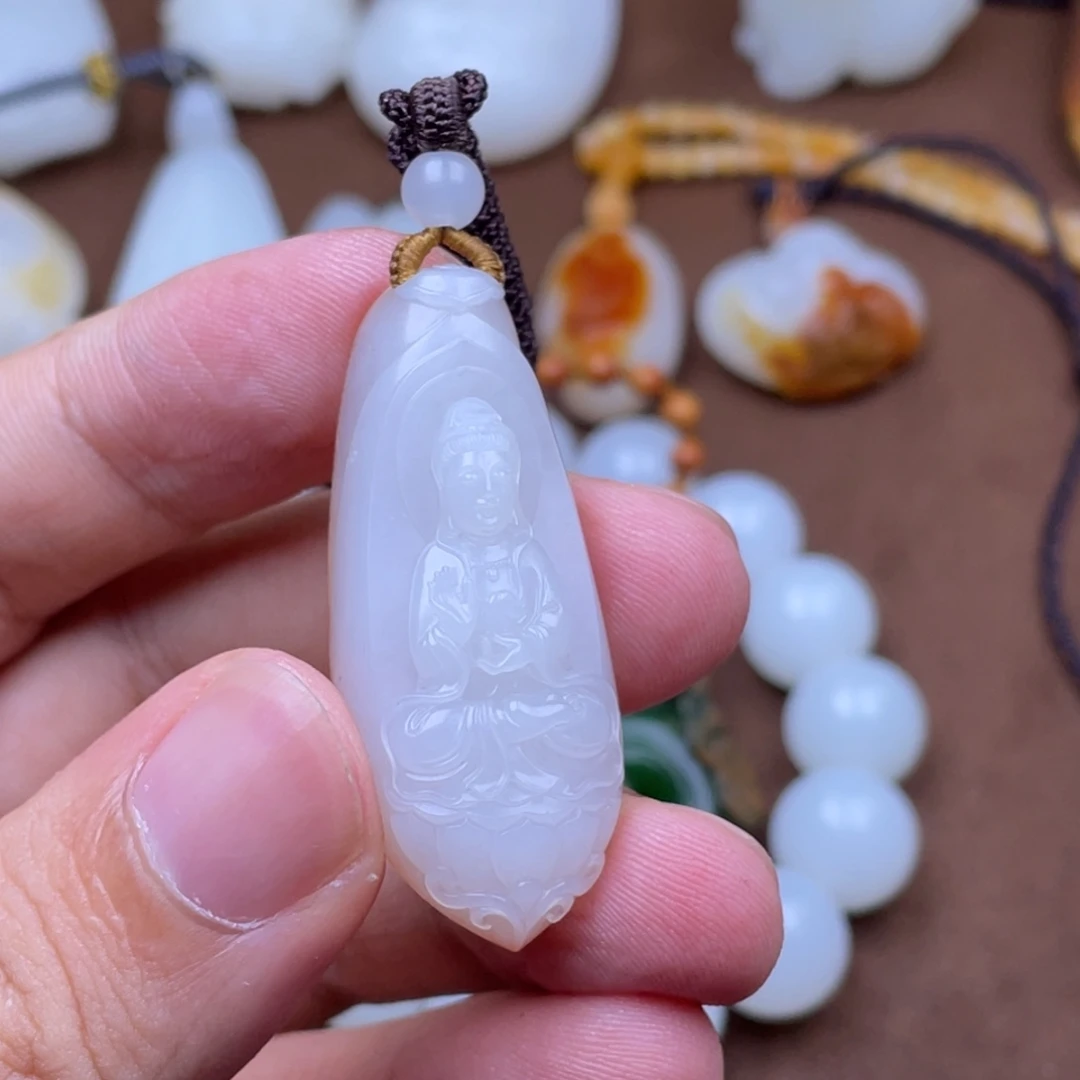 和田玉未镶嵌挂件