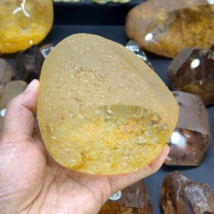 水晶大型摆件（非配饰）未镶嵌