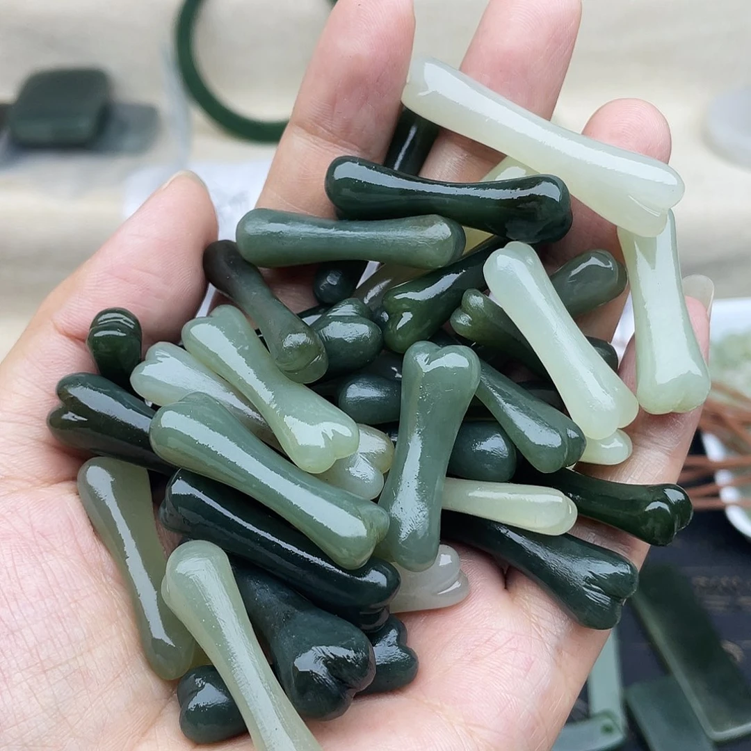 和田玉（糖玉）未镶嵌挂件