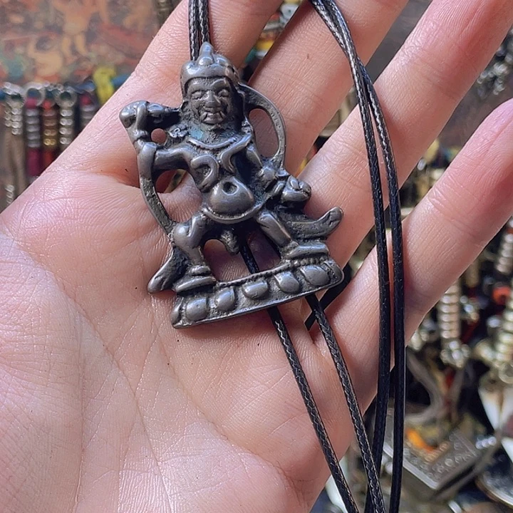 领纲手黑漆古福利出脖挂一个