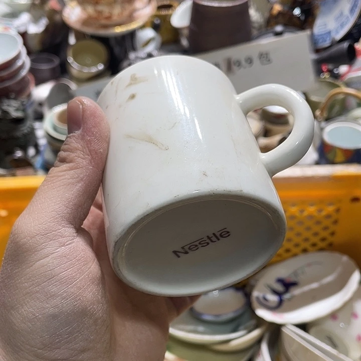 瓷片这样就不会让人觉得