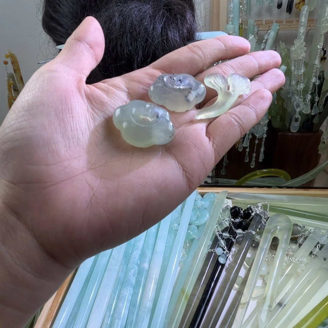 蛇纹石玉发饰未镶嵌