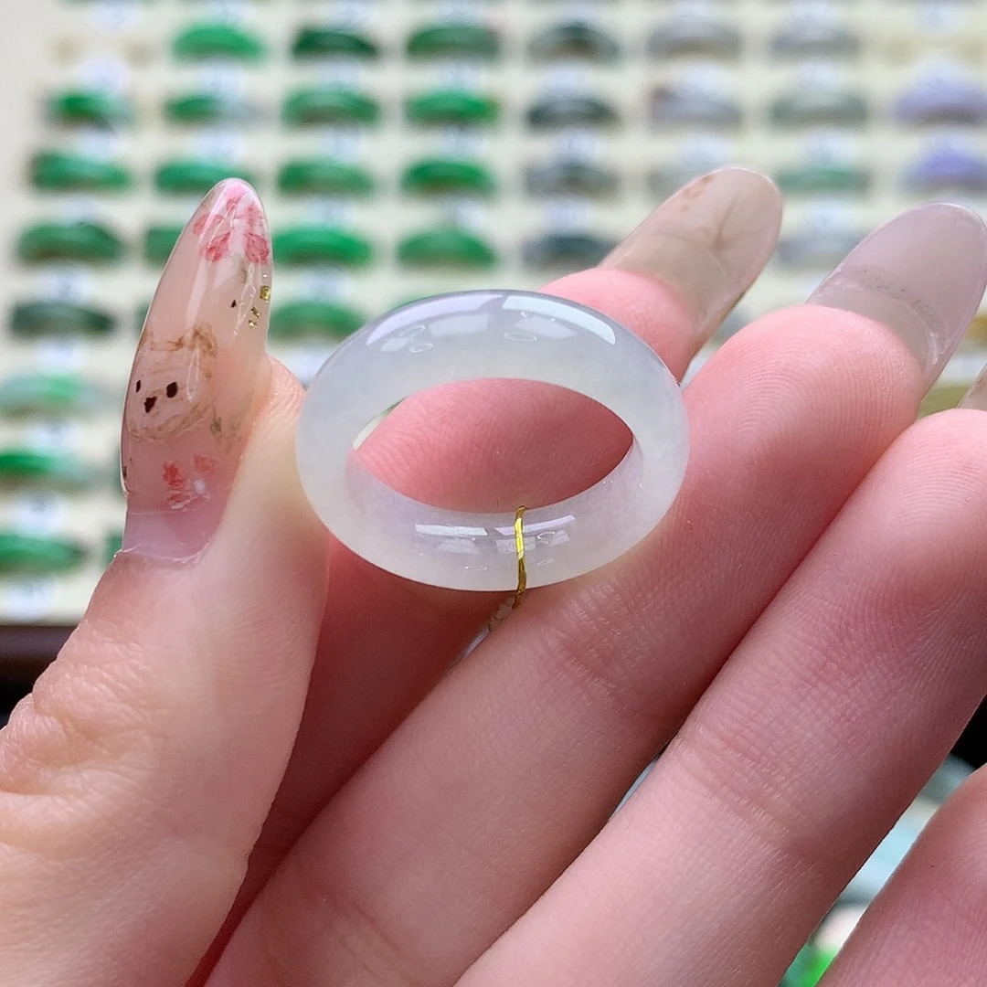 翡翠未镶嵌戒指港12