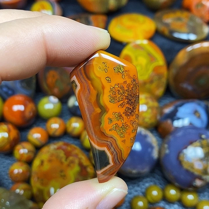 玛瑙/玉髓未镶嵌颈饰