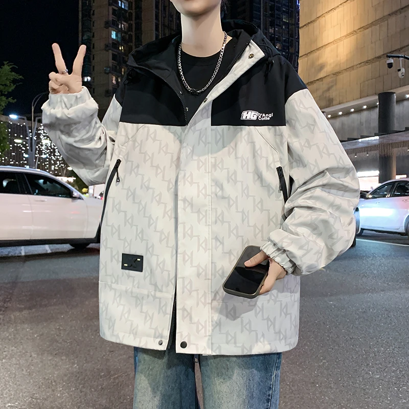 2025秋季新款连帽外套男青少年学生潮流休闲夹克时尚宽松冲锋衣男