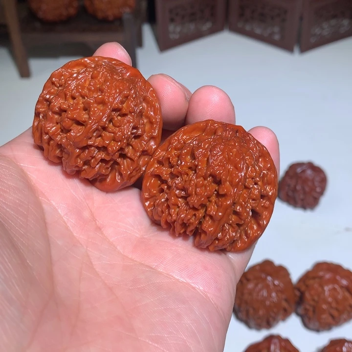 文玩核桃把件满天星42.6