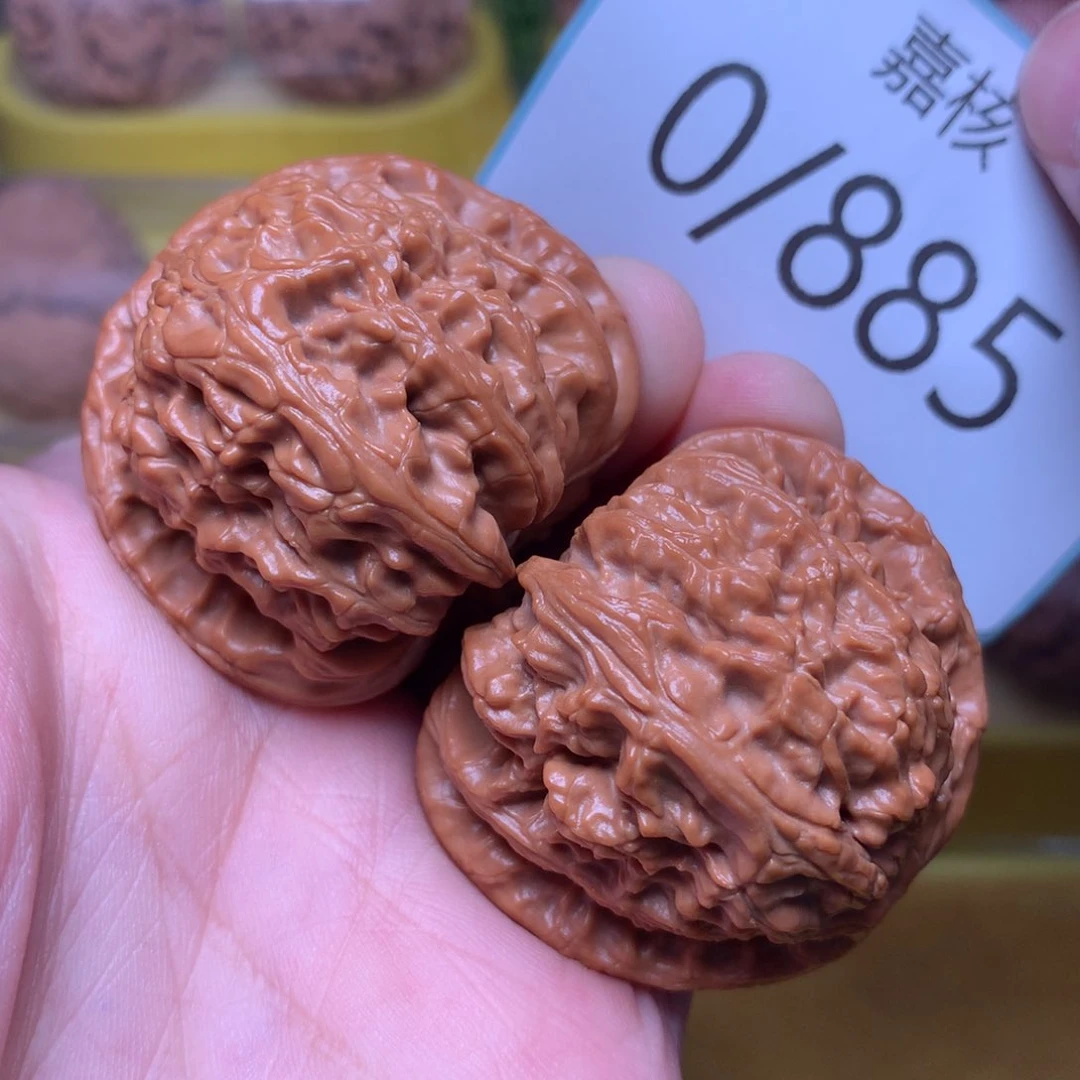 文玩核桃把件红皮球白42