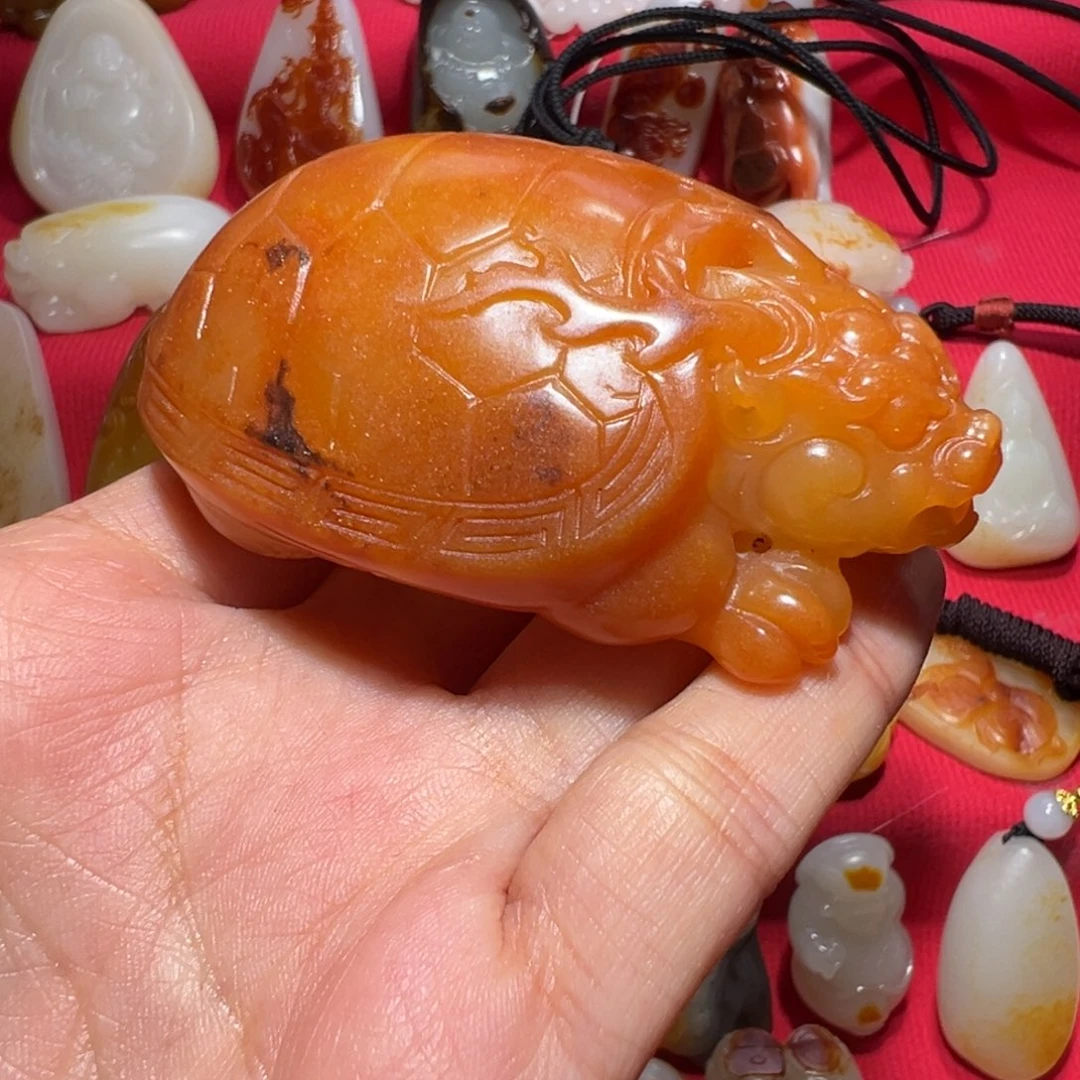 和田玉挂件未镶嵌?****