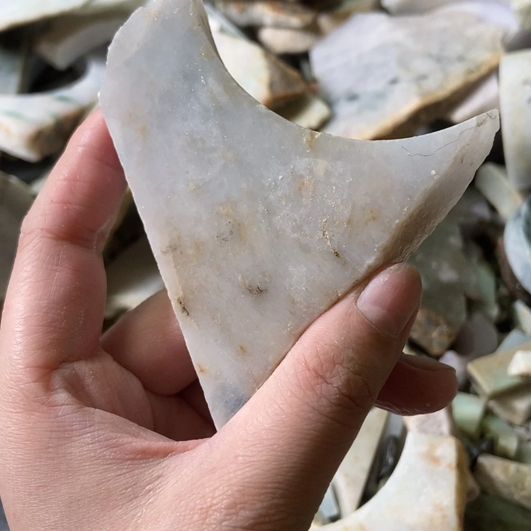 翡翠未镶嵌颈饰天然翡翠