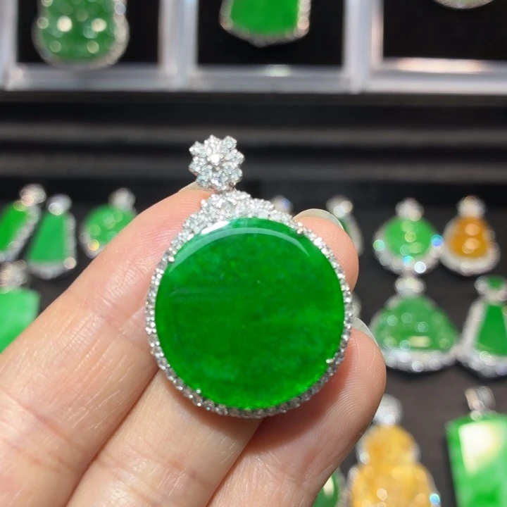翡翠18K金镶嵌吊坠(不含链)翡翠