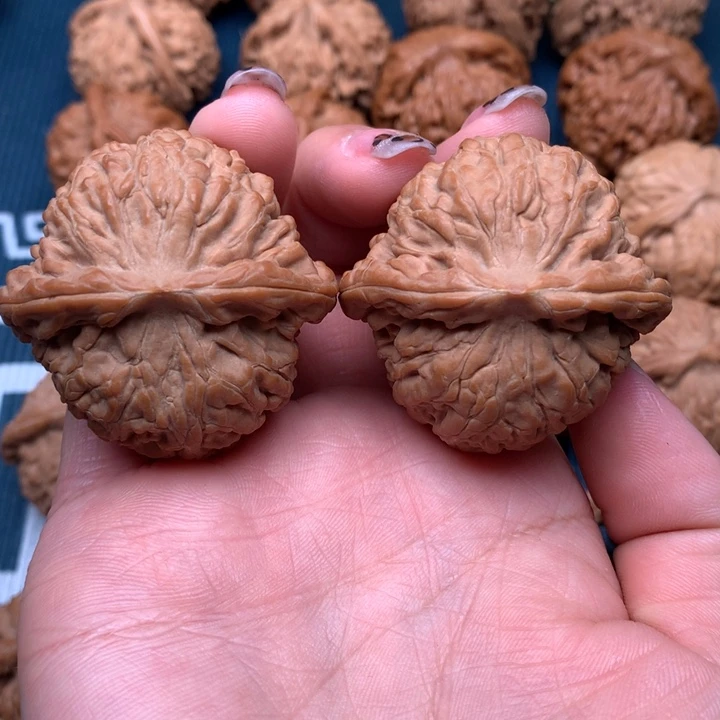 文玩核桃吊坠望****料圆梦