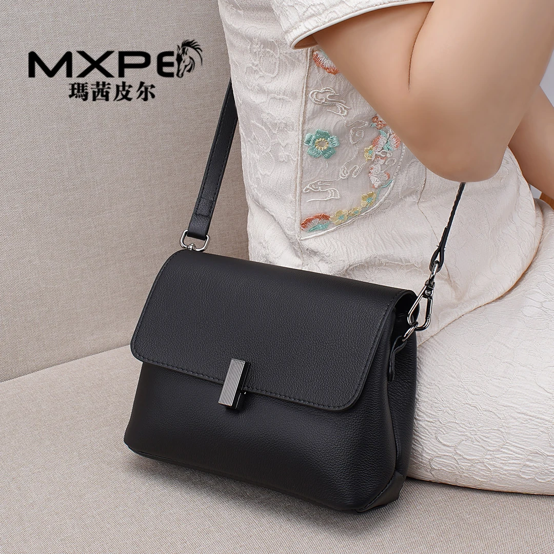 女士斜挎包2025新款秋冬时尚翻盖高级感双层女式包单肩斜挎枕头包