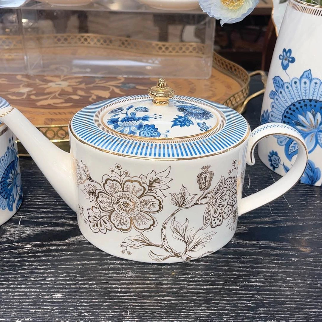 骨瓷大壶//////////