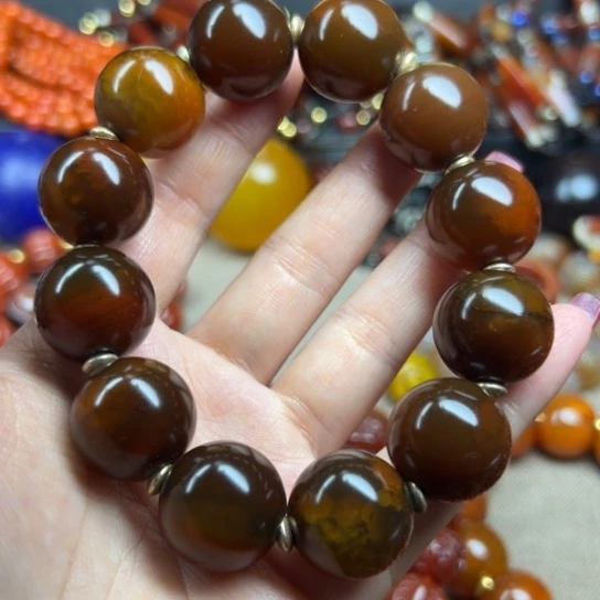 玛瑙/玉髓颈饰未镶嵌世**业