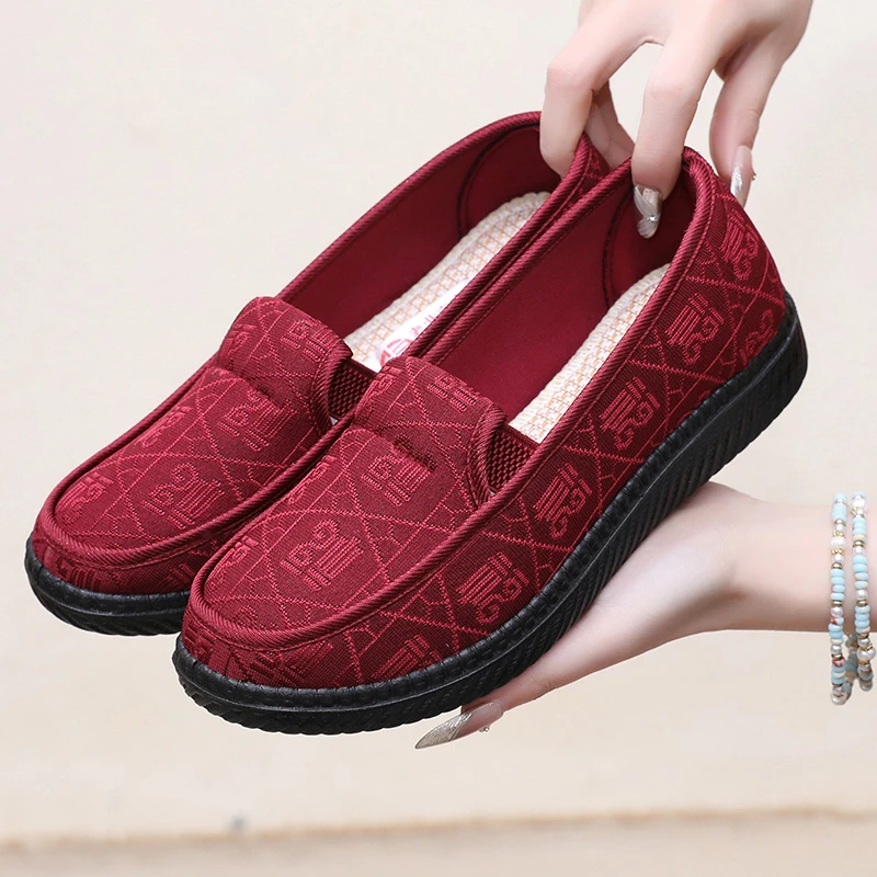 2025春季新款透气中老年舒适防滑老北京布鞋妈妈鞋轻便平底奶奶鞋