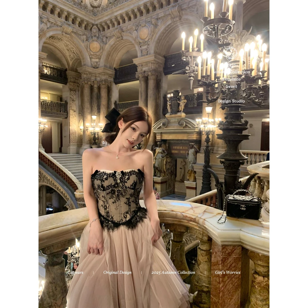 Catyears猫年【浓情依恋】钻石胸针睫毛蕾丝鱼骨胸衣女时尚套装