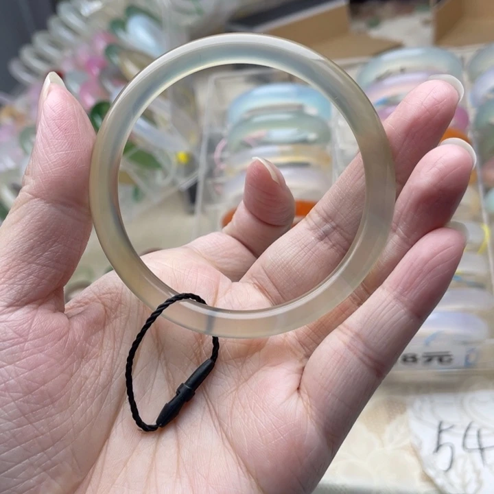 玛瑙/玉髓未镶嵌手镯57圈口