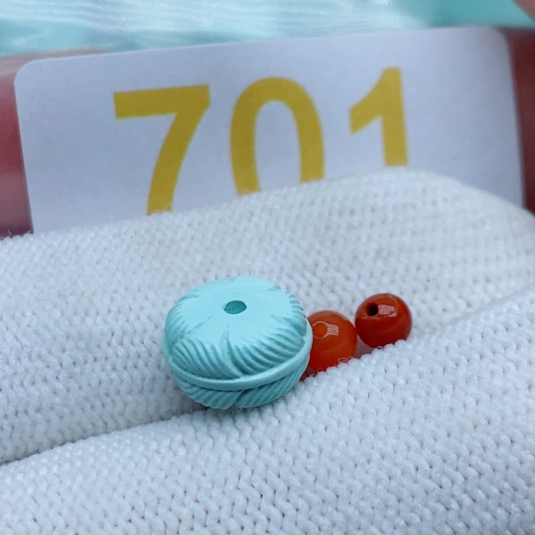 未镶嵌南红玛瑙珠宝奇石