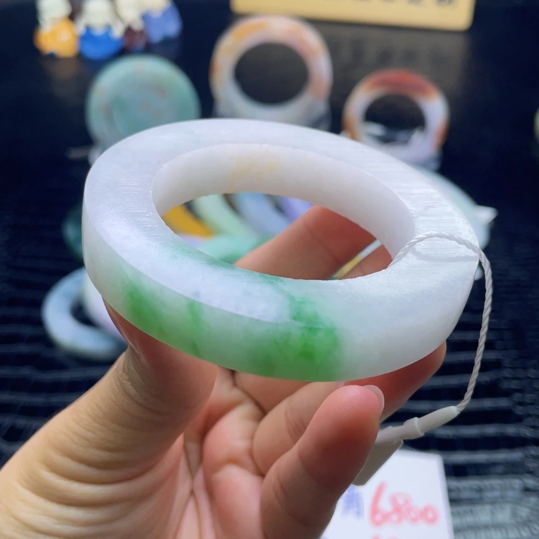未镶嵌翡翠定制翡翠