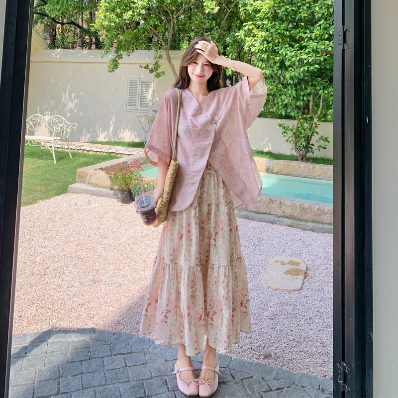 可盐可甜衬衫碎花半身裙2025夏季新款氛围感温柔系度假风甜美套装