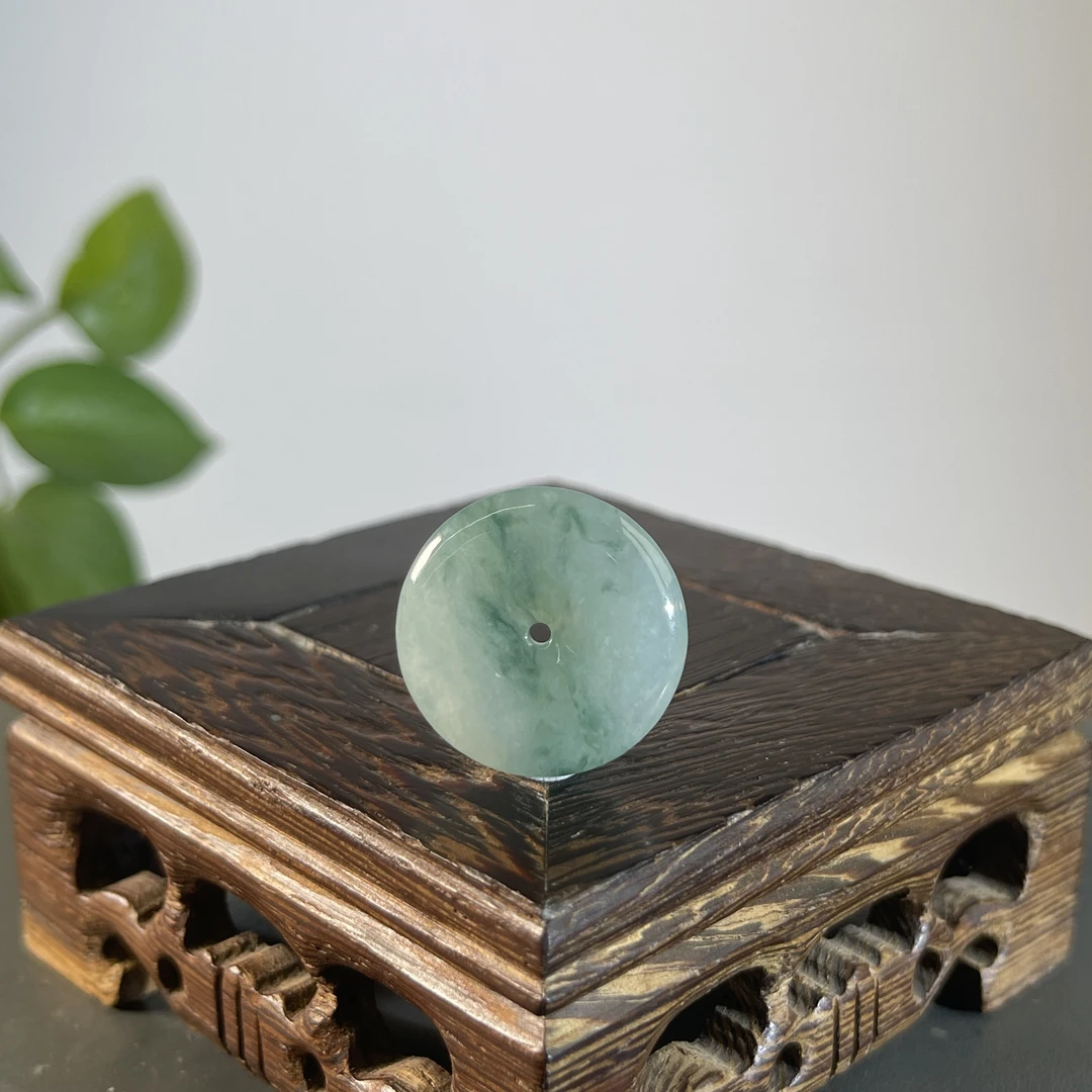 JTB05-31 天然翡翠缅甸A货 平安扣