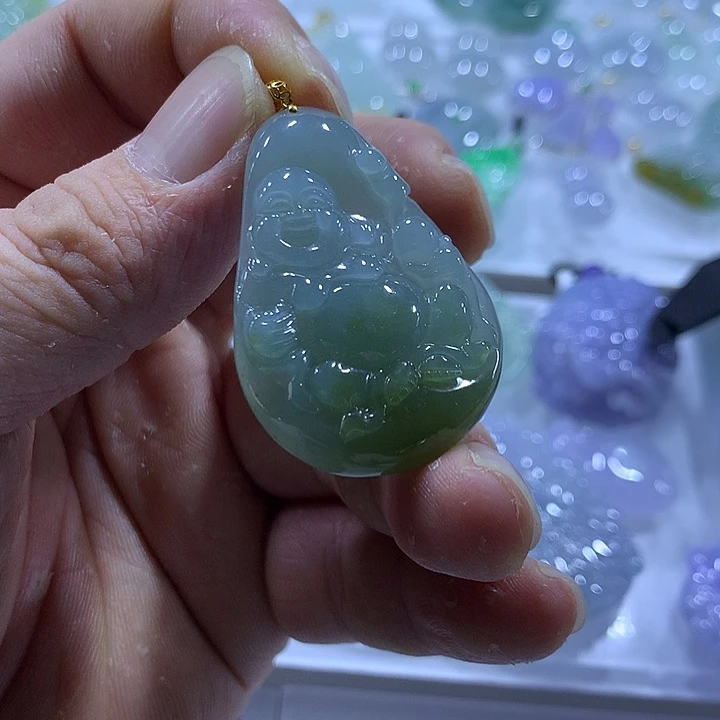 翡翠18K金镶嵌颈饰天然翡翠A货吊坠