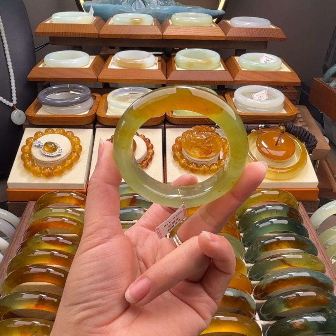 蛇纹石玉未镶嵌手镯58