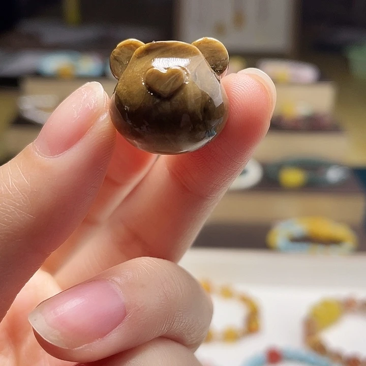 蜜蜡未镶嵌裸石小熊