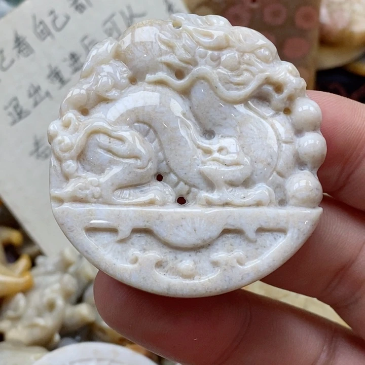 硅化珊瑚（珊瑚玉）未镶嵌颈饰浩**彬