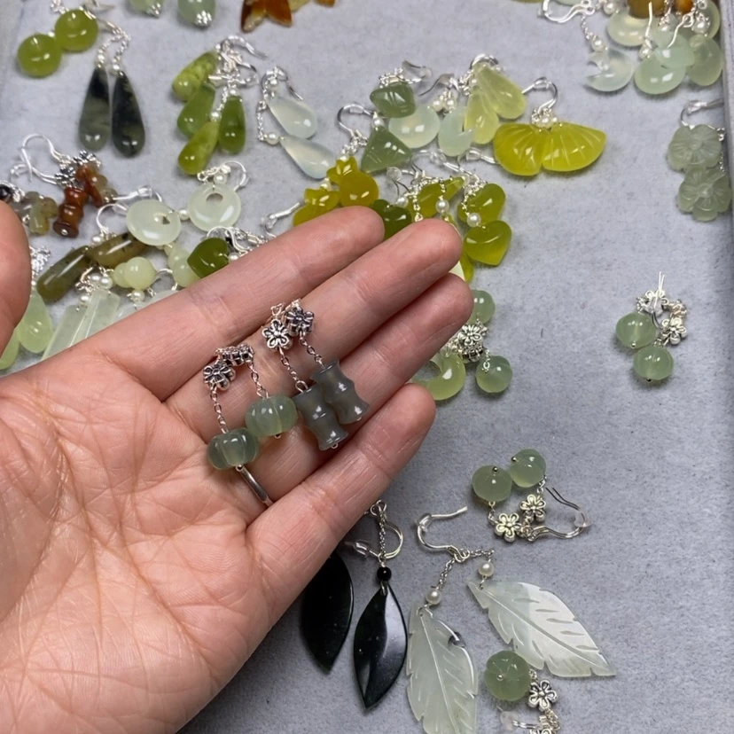 【闪购商品】蛇纹石玉未镶嵌挂件耳饰耳环项链月*