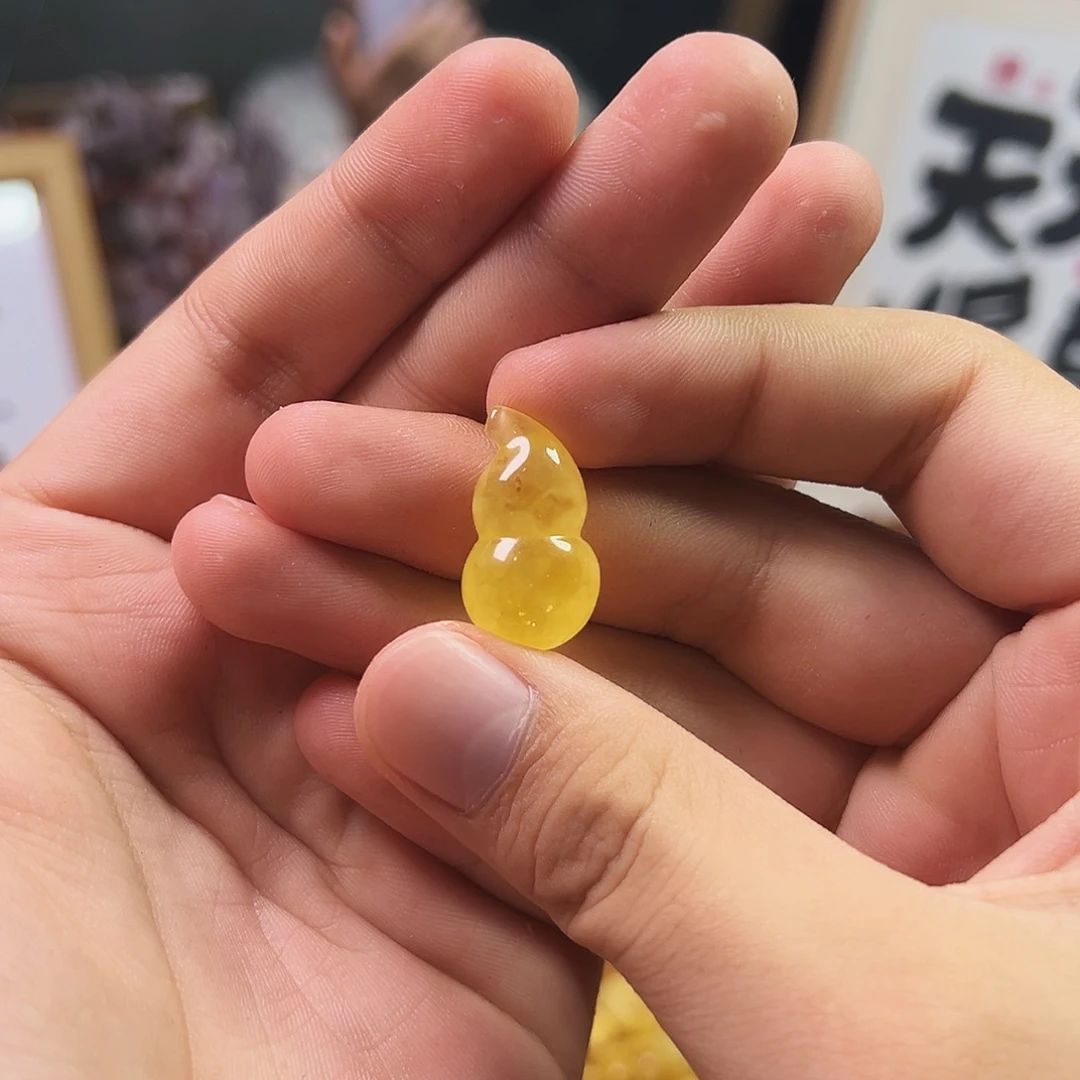 琥珀未镶嵌裸石蜜蜡葫芦2.06g