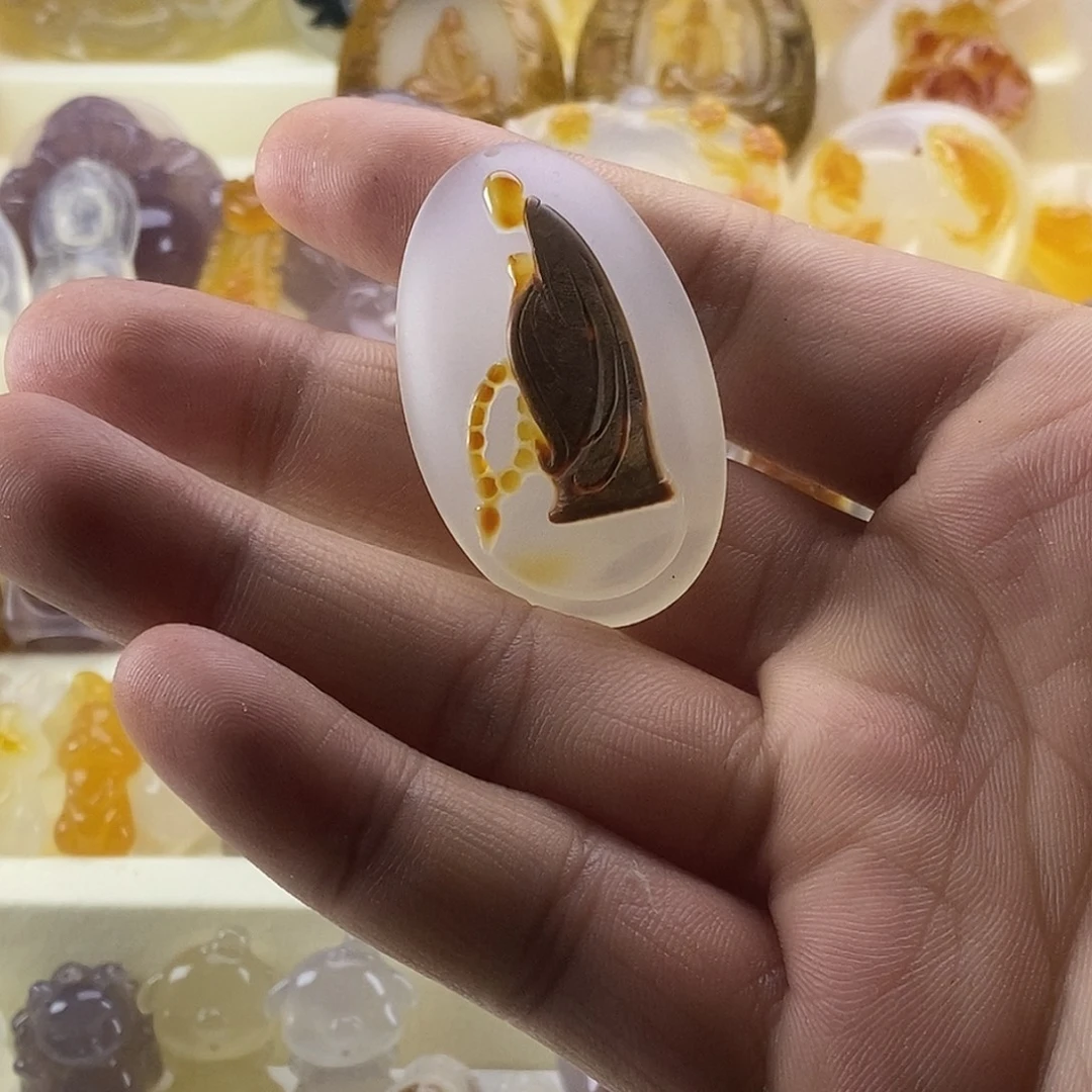 玛瑙/玉髓未镶嵌颈饰