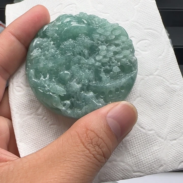 颈饰未镶嵌翡翠山水