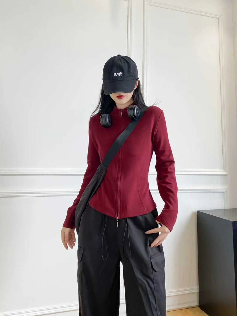 CHUMIAN/初棉语录短外套女2025新款立领双拉链辣妹修身瑜伽上衣