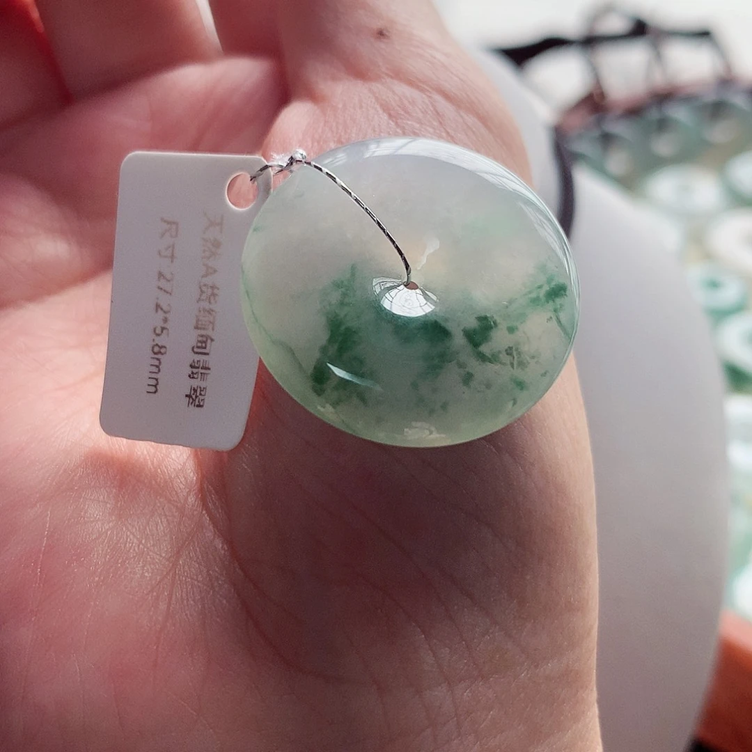 翡翠未镶嵌颈饰翡翠21，27.2/5.8