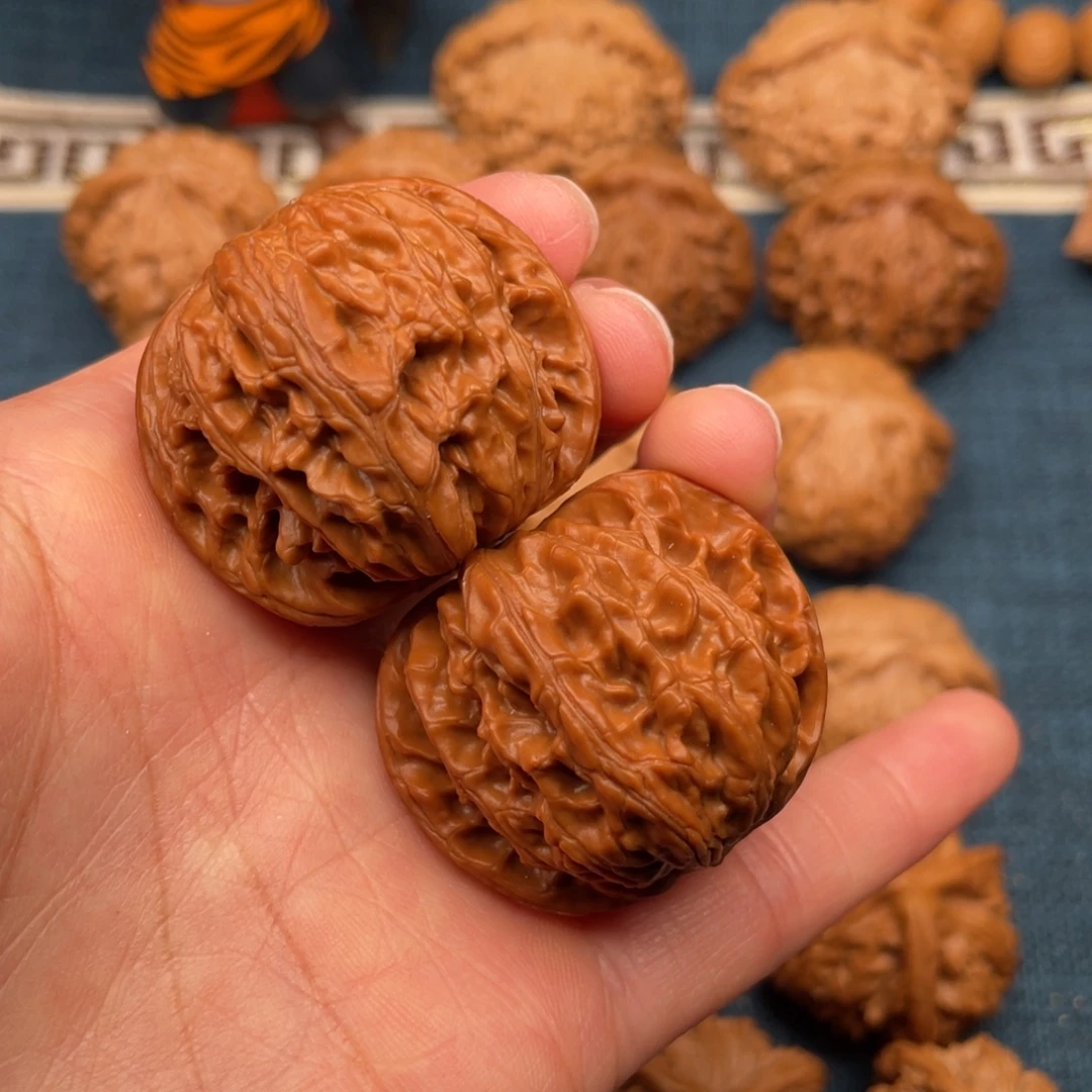 文玩核桃把件38山地正球磨