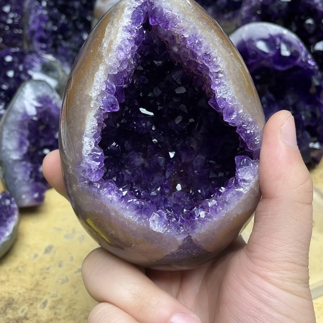 Y***美未镶嵌大型摆件（非配饰）紫晶