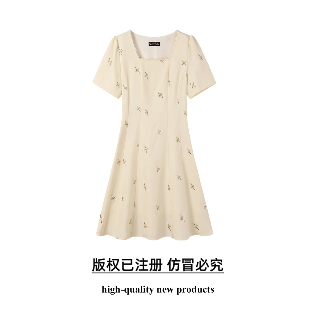 奢姿大码女装2025夏季时尚减龄方领连衣裙胖妹妹气质刺绣设计裙子