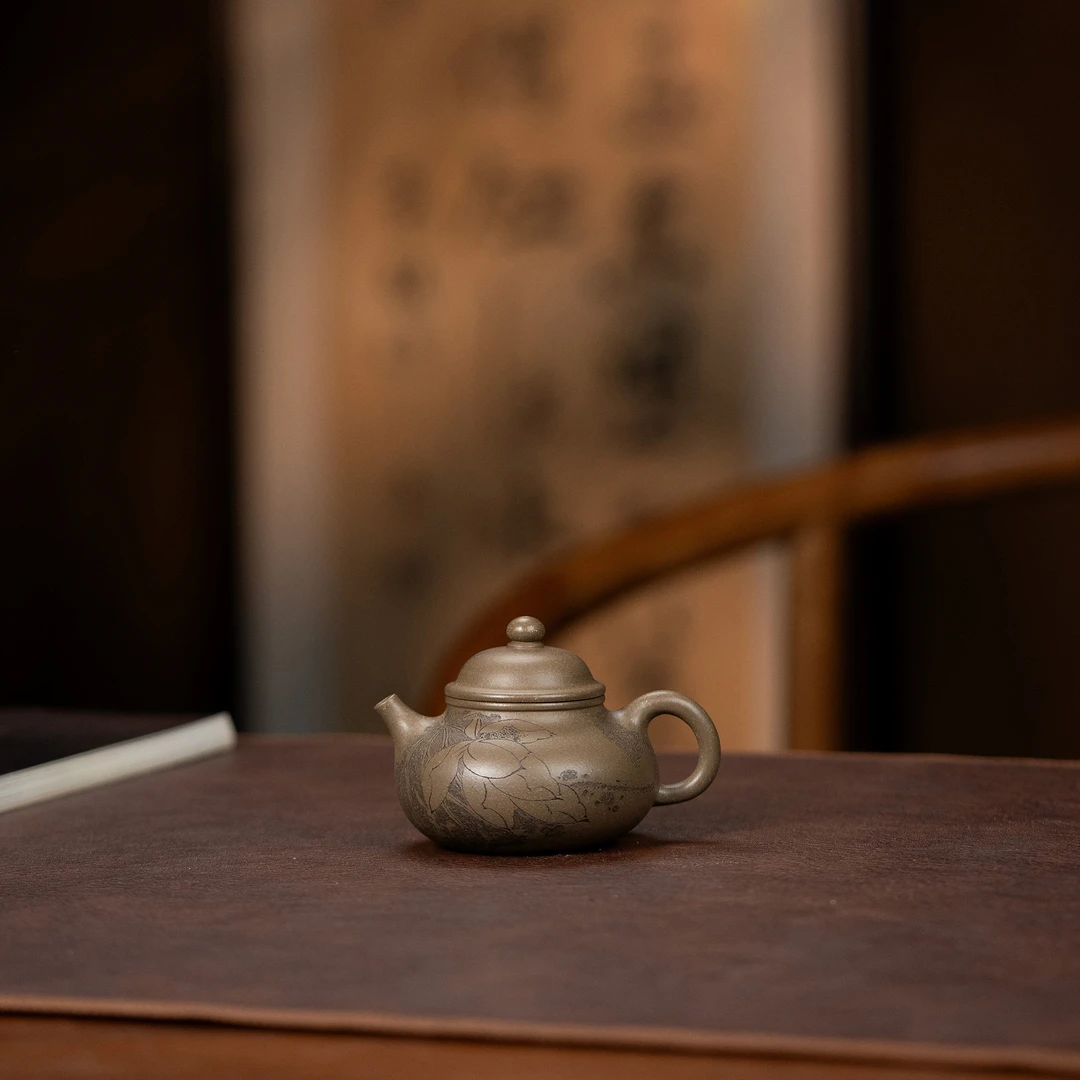 【利贞l荷韵小容天】李建军制 原矿青段泥 约120cc 紫砂壶LJJ