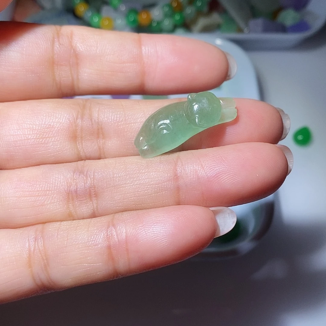 颈饰未镶嵌翡翠10