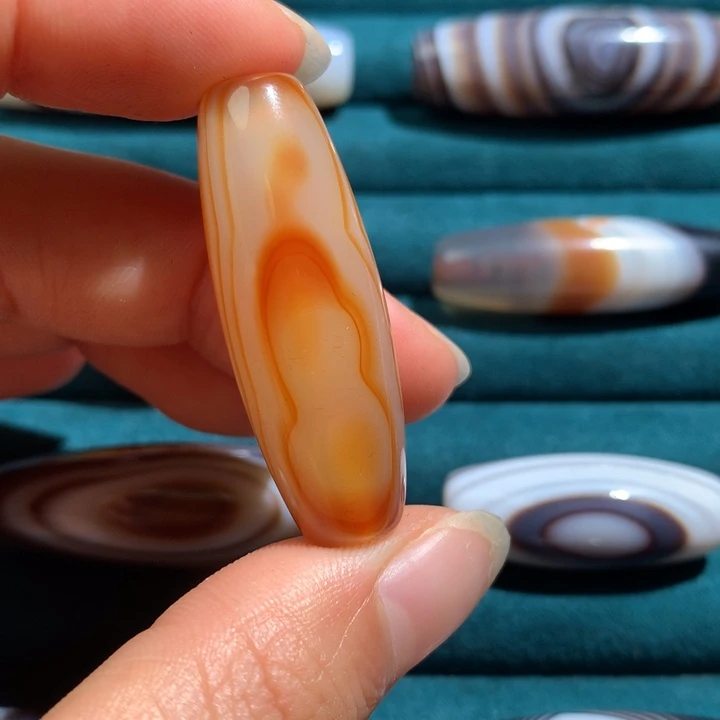 未镶嵌玛瑙/玉髓珠宝奇石