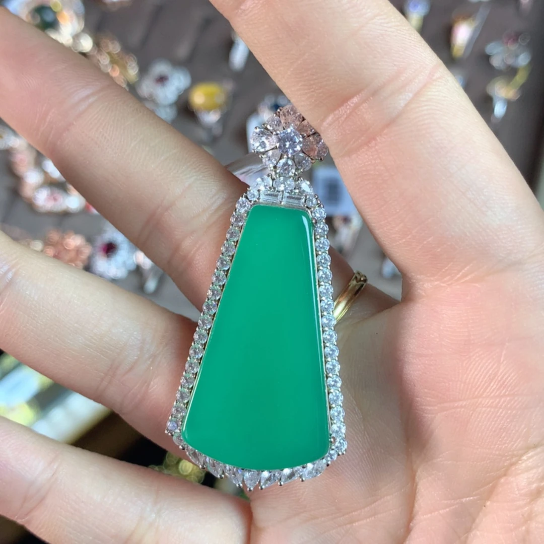 【闪购商品】瓷片楚楚中古满50包邮