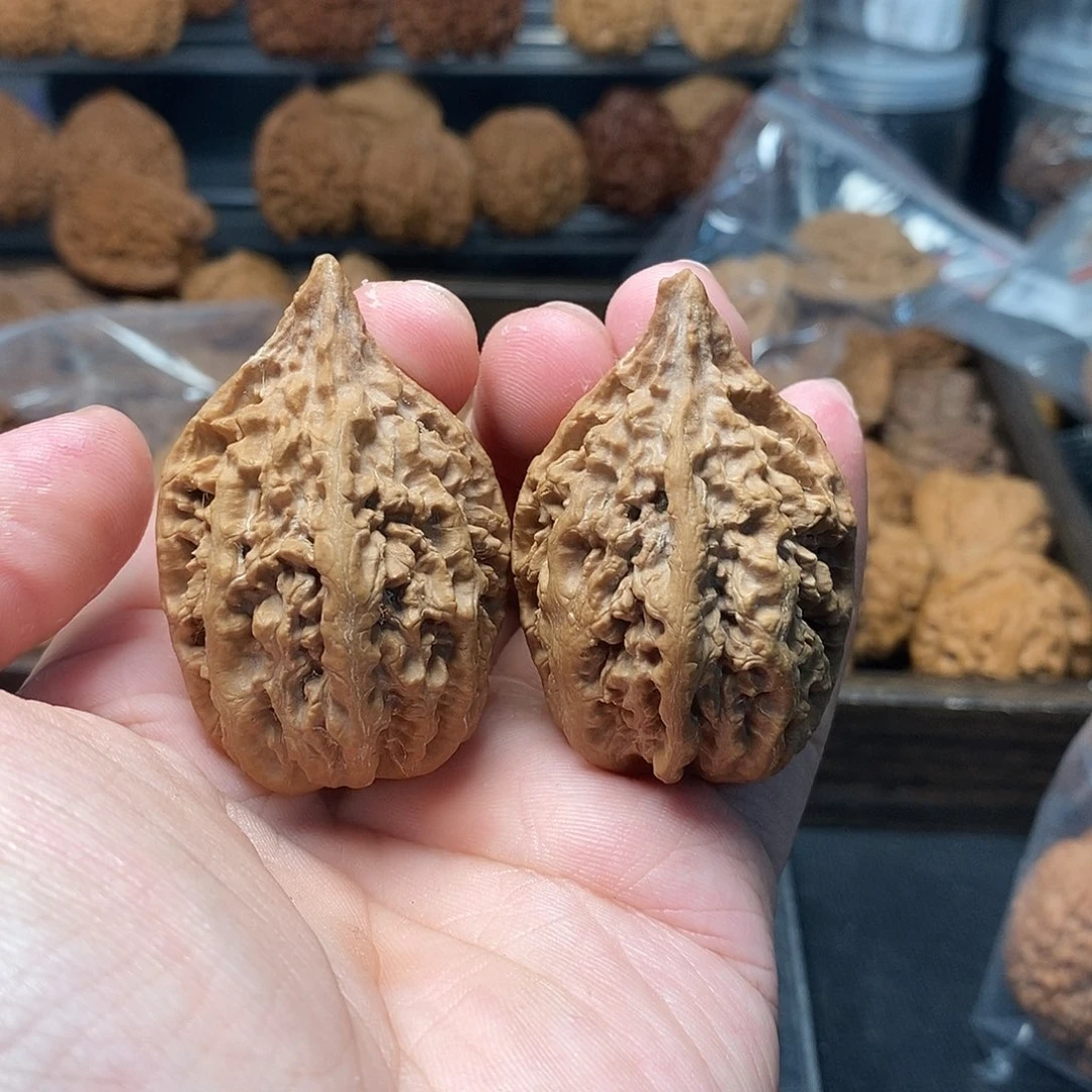 1文玩核桃梅花山34-420